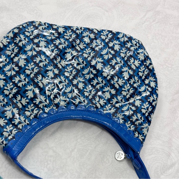 Vera Bradley Blue Frill Vintage White Shoulder Bag with Geometric Pattern EUC - Picture 7 of 15